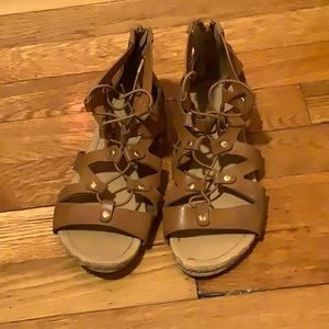 Girls sandals size 3
